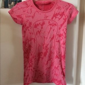 LuluLemon Workout Shirt